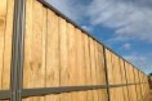 Fencing Lap and Cap Timber Fencing